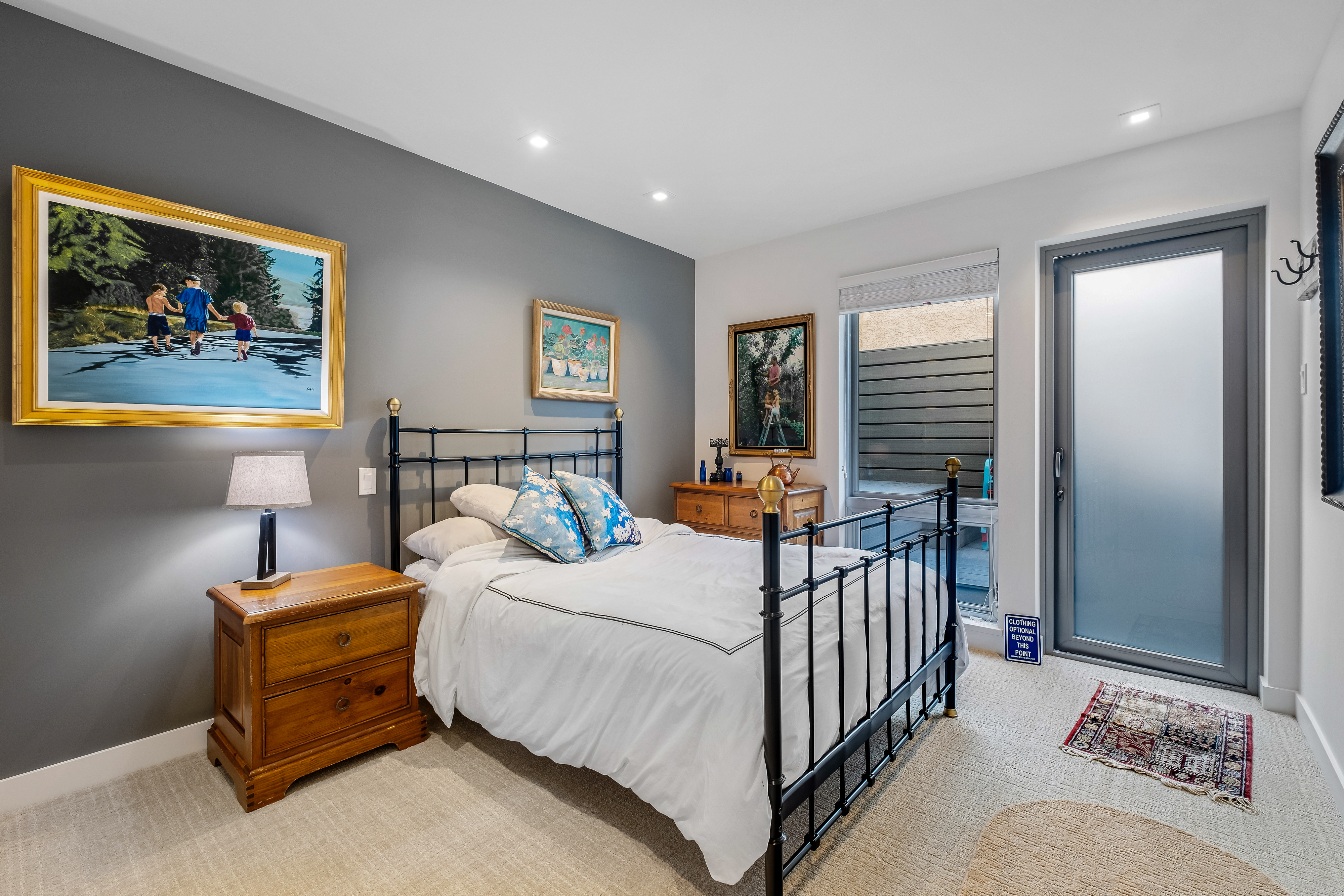 15046 Buena Vista Avenue